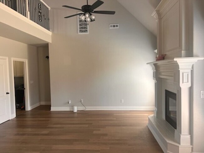 Photo - Spacious 4 Bedroom Home in Centerton