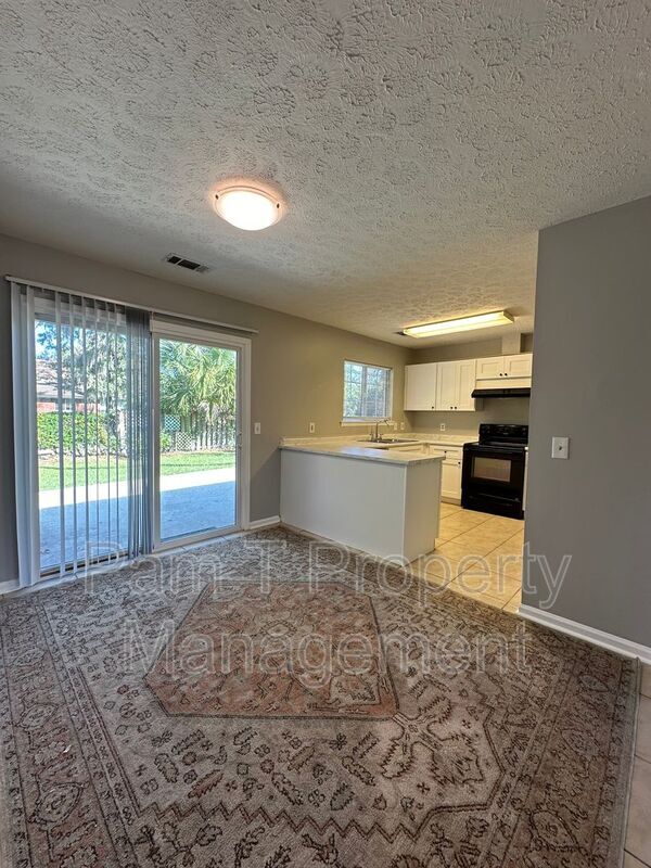 Photo - 110 Gunpowder Dr