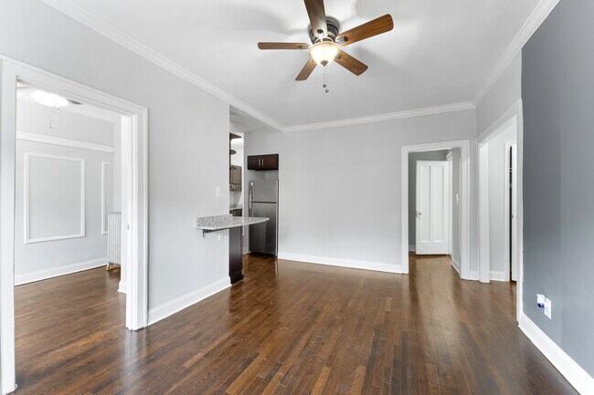 Photo - 6112 N Winthrop Ave Unit 3E