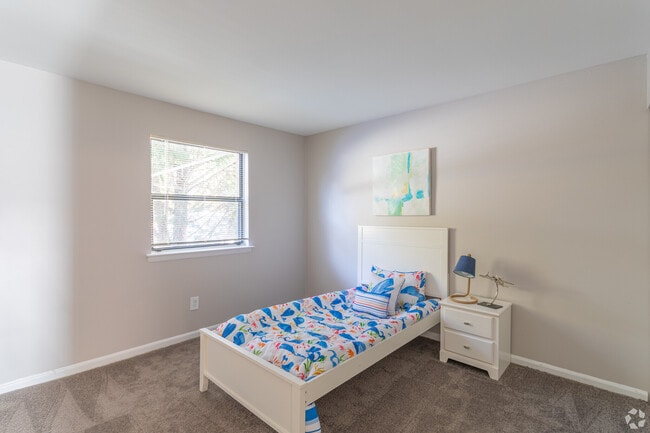 Hidden Creek Apartments