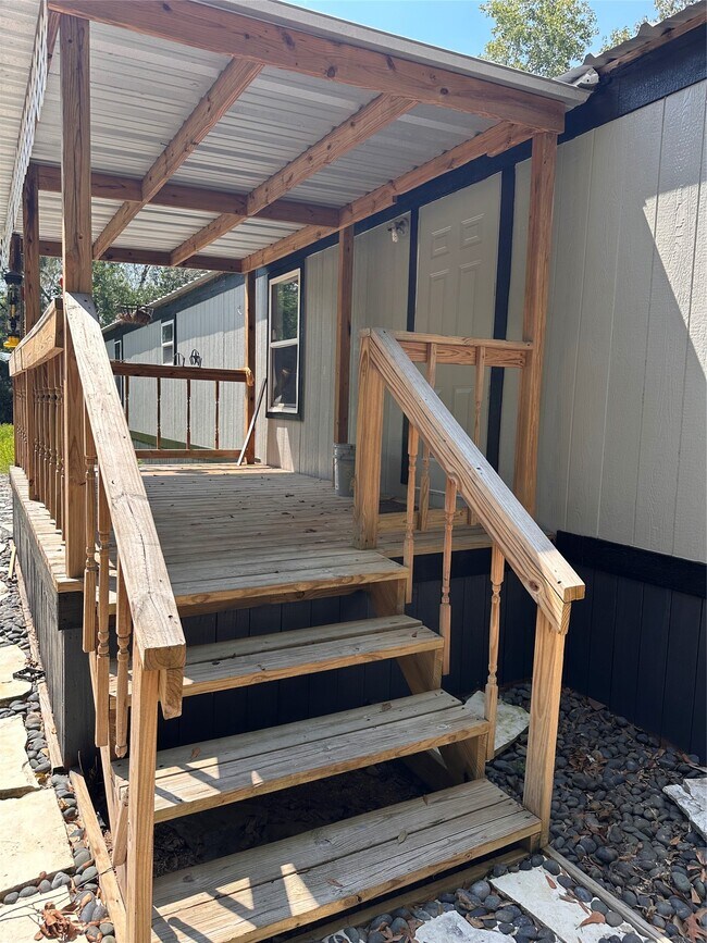 Photo - 196 County Rd 337