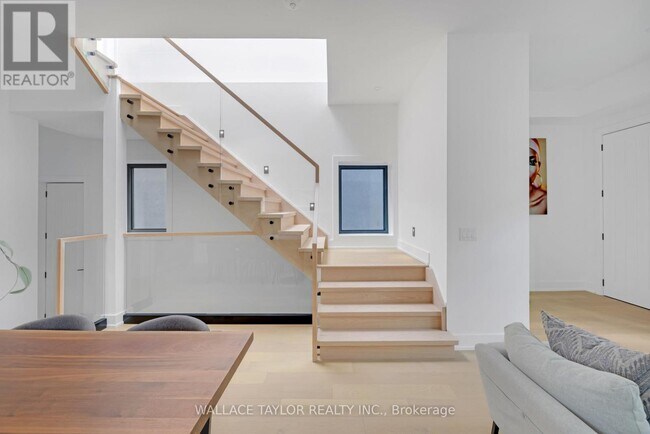 Photo - 13 Knight St