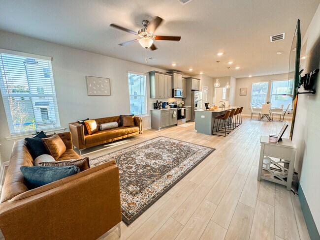 Photo - 3217 Bateman Drive SE