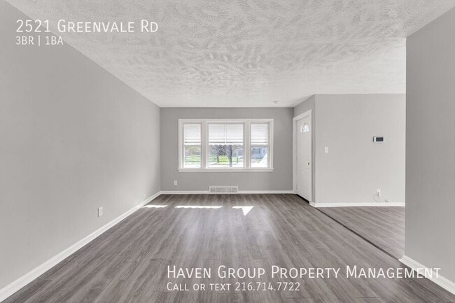 Photo - 2521 Greenvale Rd