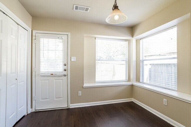 Photo - 21054 Carmel Valley Dr