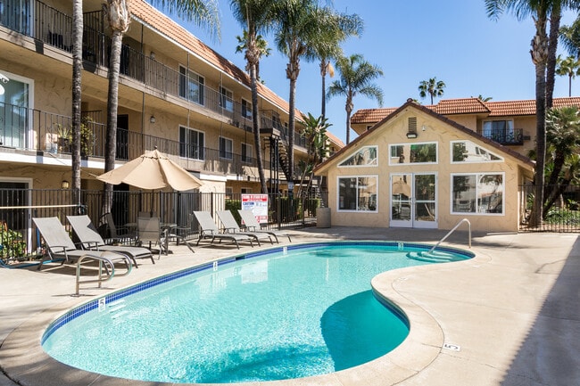 Casa Grande Apartments
