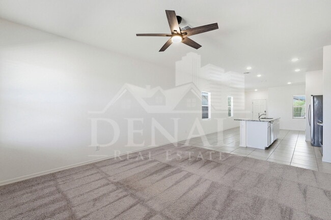 Photo - 10941 N 165th Ave