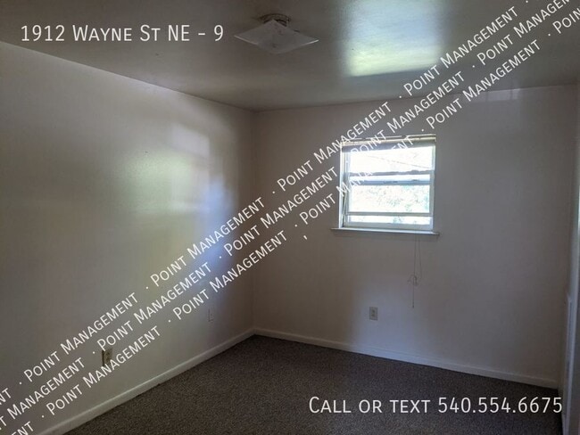 Photo - 1912 Wayne St NE Unit 9