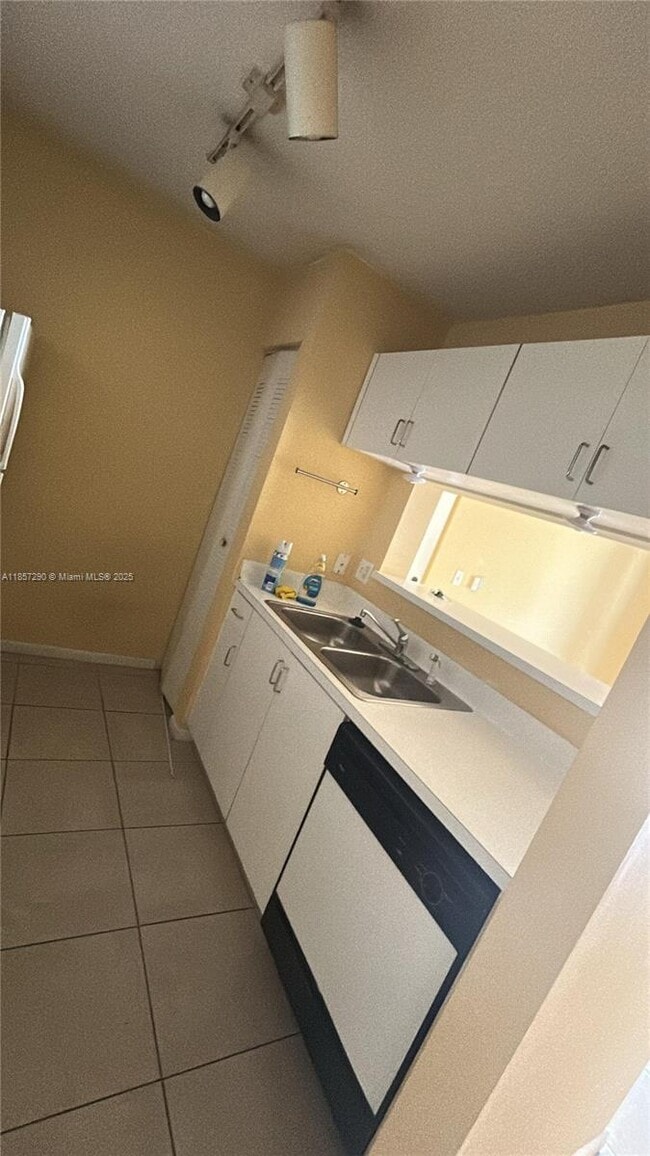 Photo - 2103 Renaissance Blvd Unidad 108