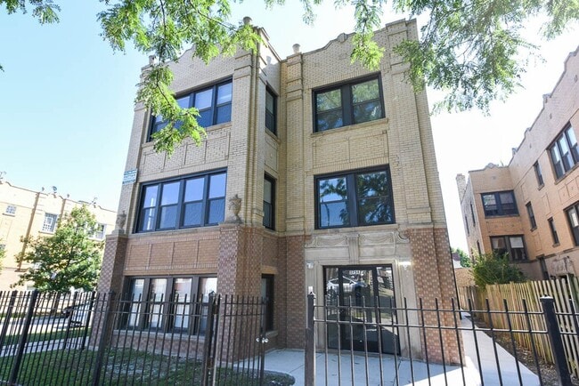 Photo - 3759 N Kimball Ave Unit 3
