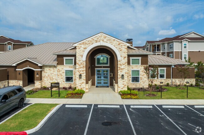 Leasing Office - Vantage at Hutto