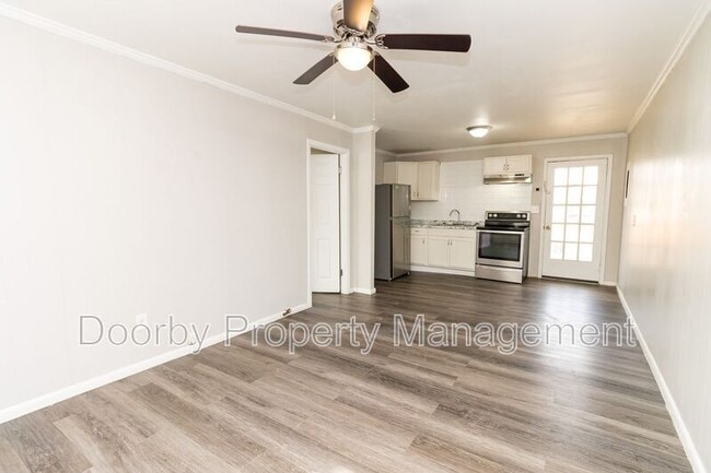 Photo - 207 Napier St Unit 2