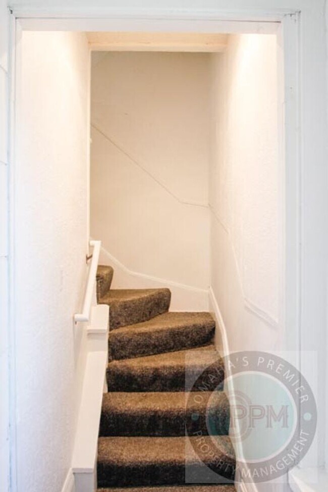 Photo - 4824 Webster St Unit 4824/4824