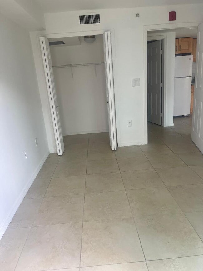 Photo - 6315 SW 8th St