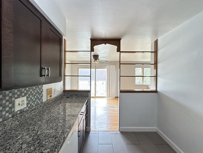 Photo - 1026 S River Rd Unidad C4