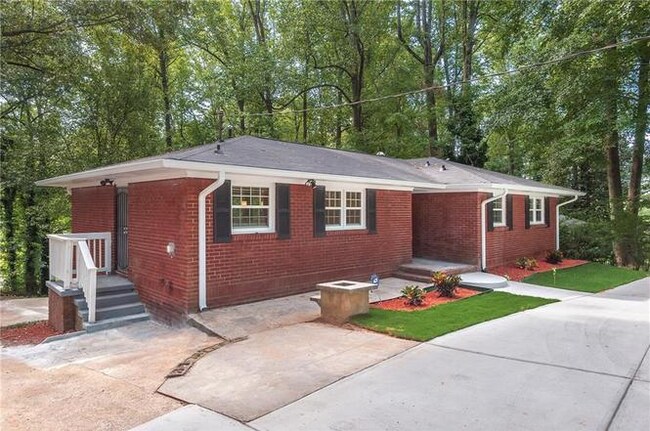 Photo - 2804 Dodson Dr