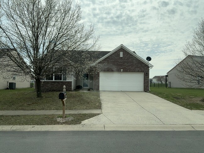 Building Photo - 9741 Stonewall Ln