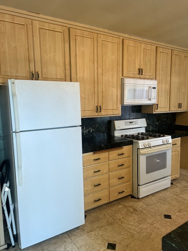 Photo - 421 N Horne St