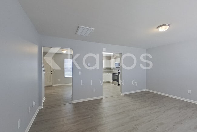 Photo - 2476 Whirlwind Ln