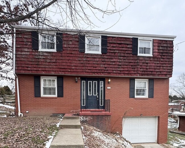 Building Photo - Spacious 3 Bedroom Home in Monroeville