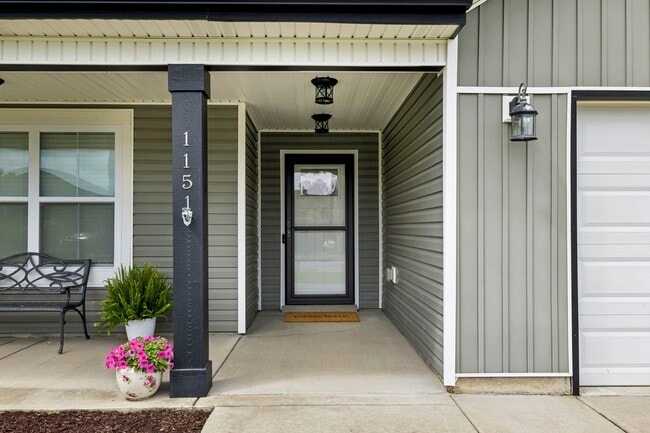 Photo - 1151 Eagles Bluff Dr