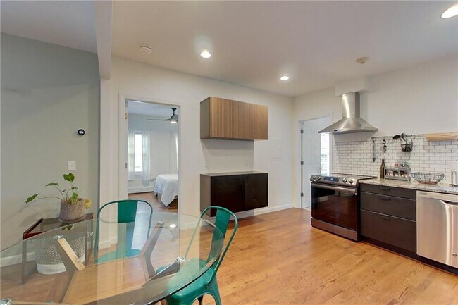 Photo - 26 Cliff Ave Unit 2