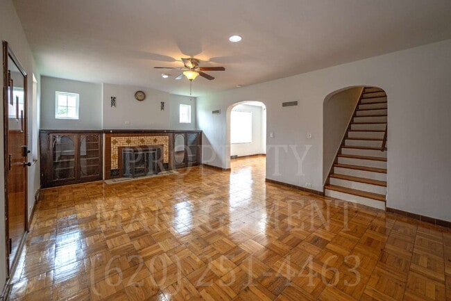 Photo - Spacious 4-Bedroom 2-Bathroom Home