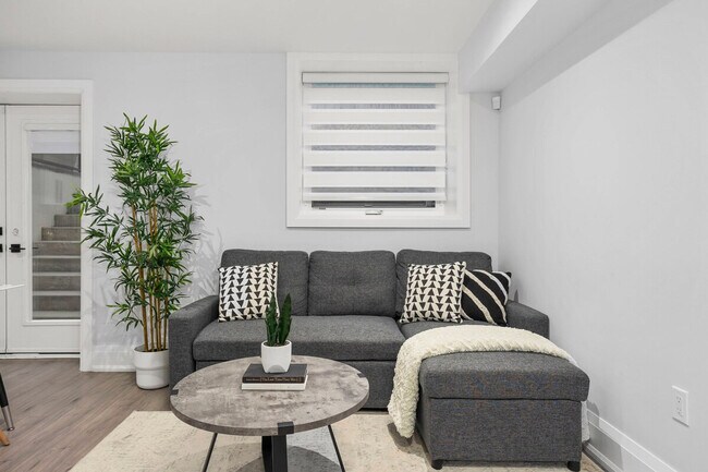 Photo - 26 Exford Dr Unit SI ID1514935P