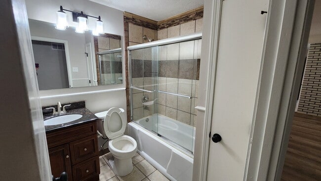 Photo - 2140 Teakwood Manor Dr