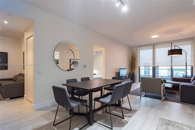Photo - 2960 NE 207th St Unit 904