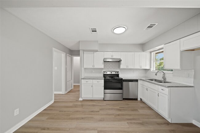 Photo - 5870 Reed Rd