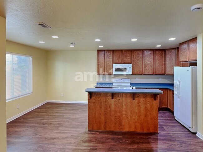 Photo - 841 Wilstead Dr Casa