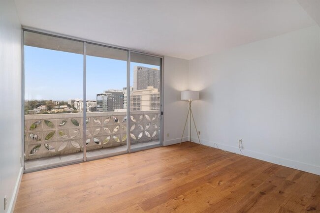 Photo - 1801 Lavaca St Unit 6M