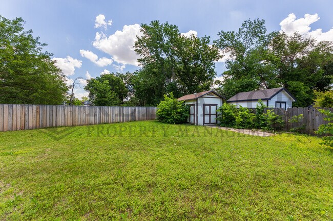 Photo - 2223 W Martha St