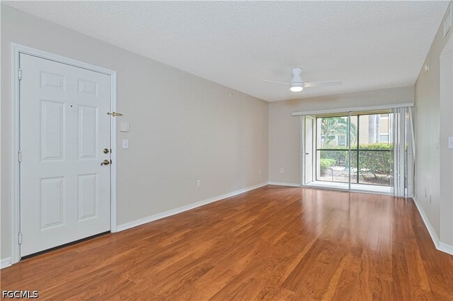 Photo - 8920 Colonnades Ct E Unidad 514