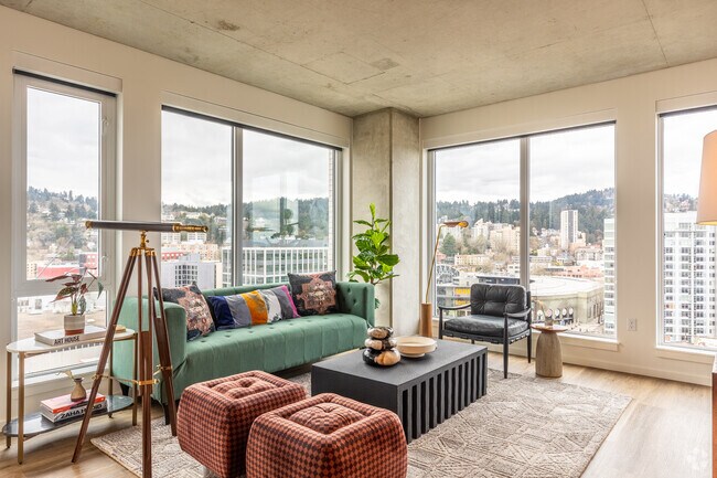 2BR, 2BA - 1114SF