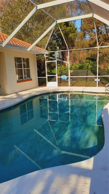 Photo - 58 Burning Bush Dr