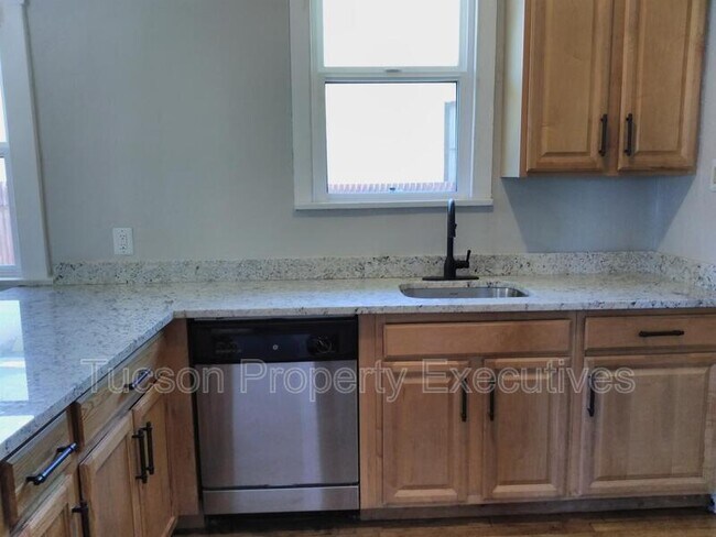 Photo - 1245 N 1st Ave