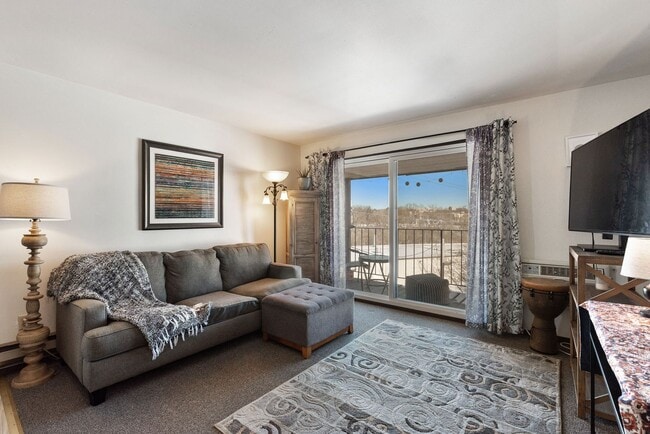 Photo - Harwood Apartments