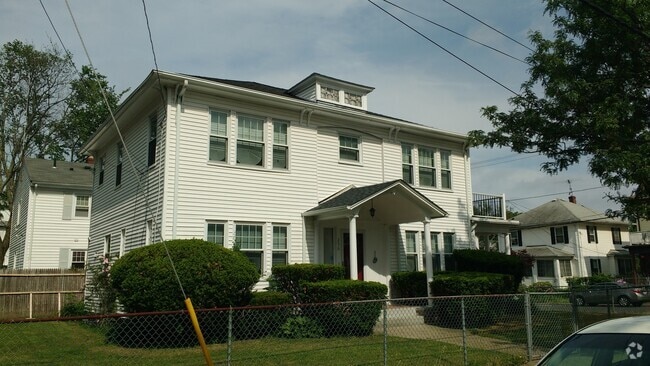 Building Photo - Providence- Stunning Elmwood Single Family... Rental
