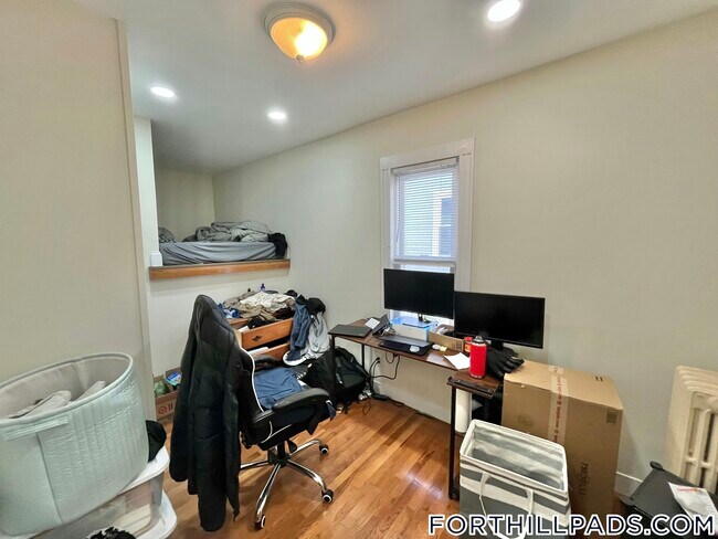 Photo - 49 Beech Glen St Unit 3