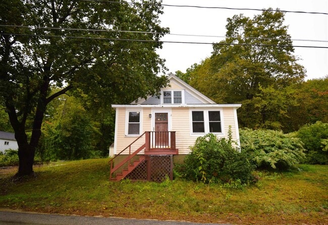 Building Photo - 12 River Rd Rental
