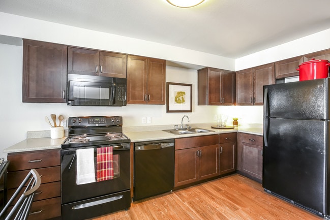 Photo - VINTAGE AT MILL CREEK