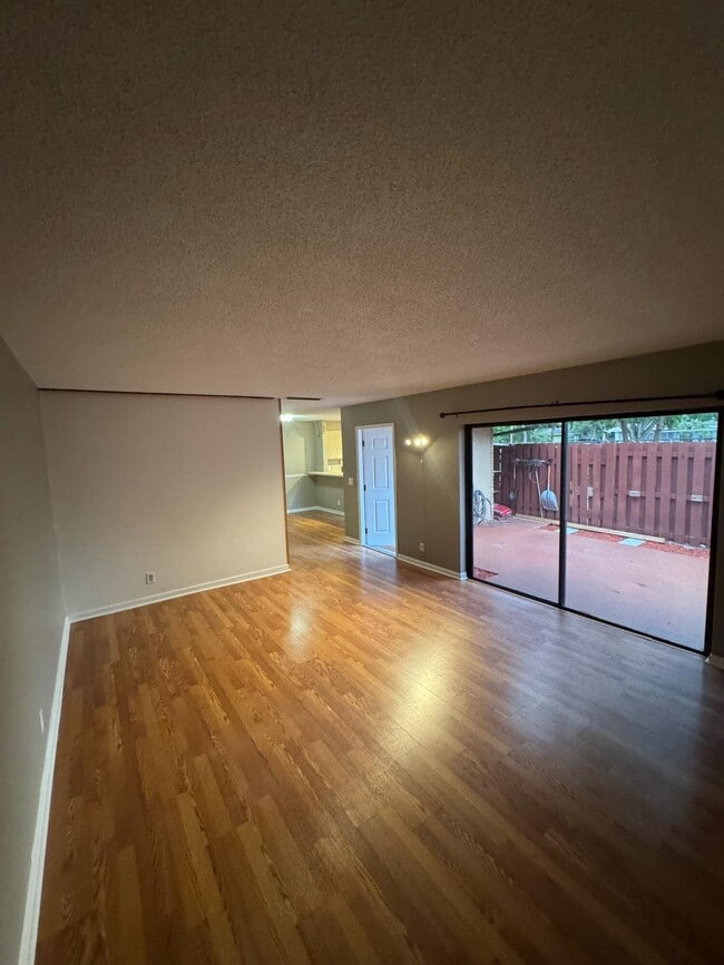 Photo - 1458 N Lawnwood Cir Townhome