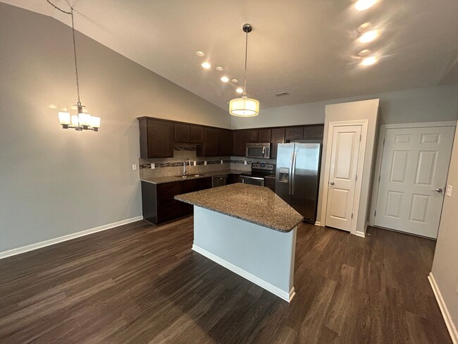 Photo - 5974 Pinnacle Pl