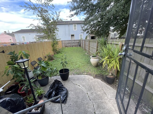 Large Private Yard for Relaxing or Barbecuing - 2439 Second St Unit Don or Sharon