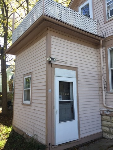 Back Entry - 20 W 9th St Unit N/A