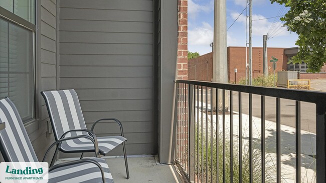 Photo - 640 21st Ave N Unidad 123