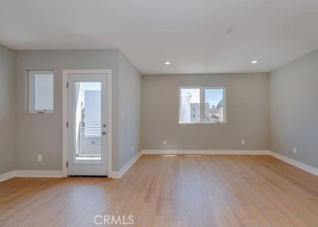 Photo - 427 Heliotrope Dr