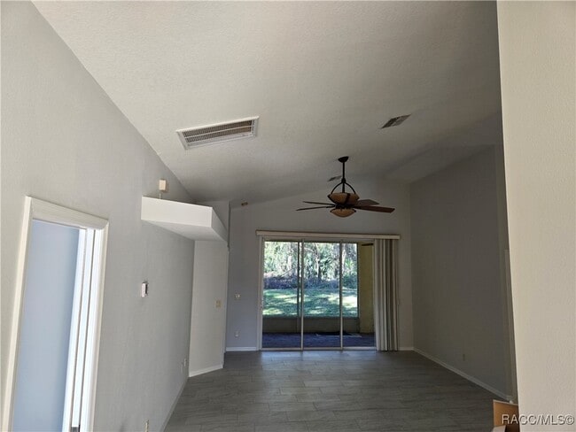 Photo - 2846 N Kittery Point